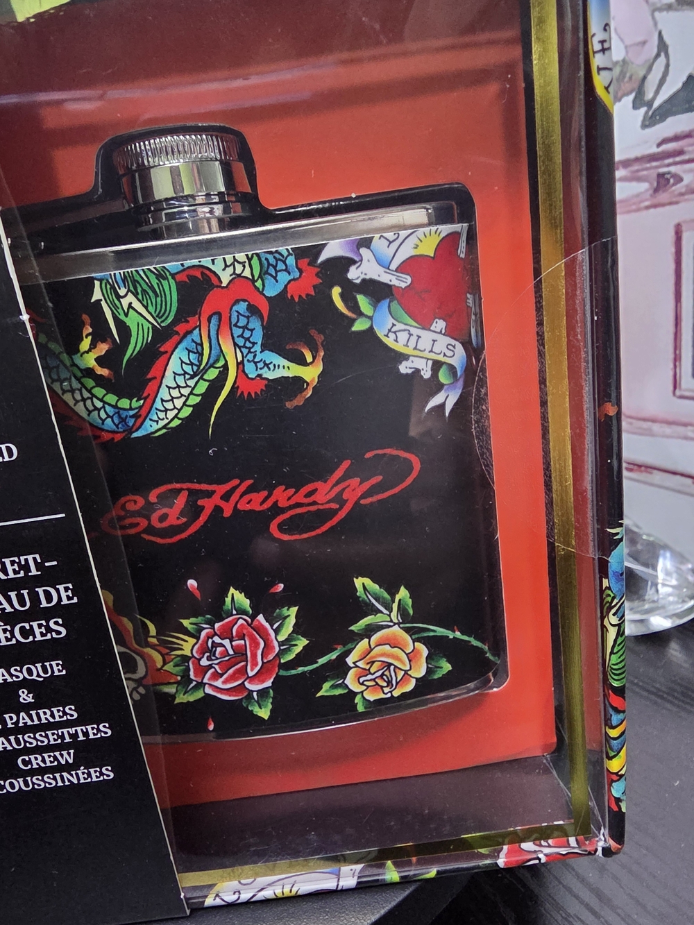 Ed Hardy 3-Piece Hip Flask Gift Set - Picture 2 of 6